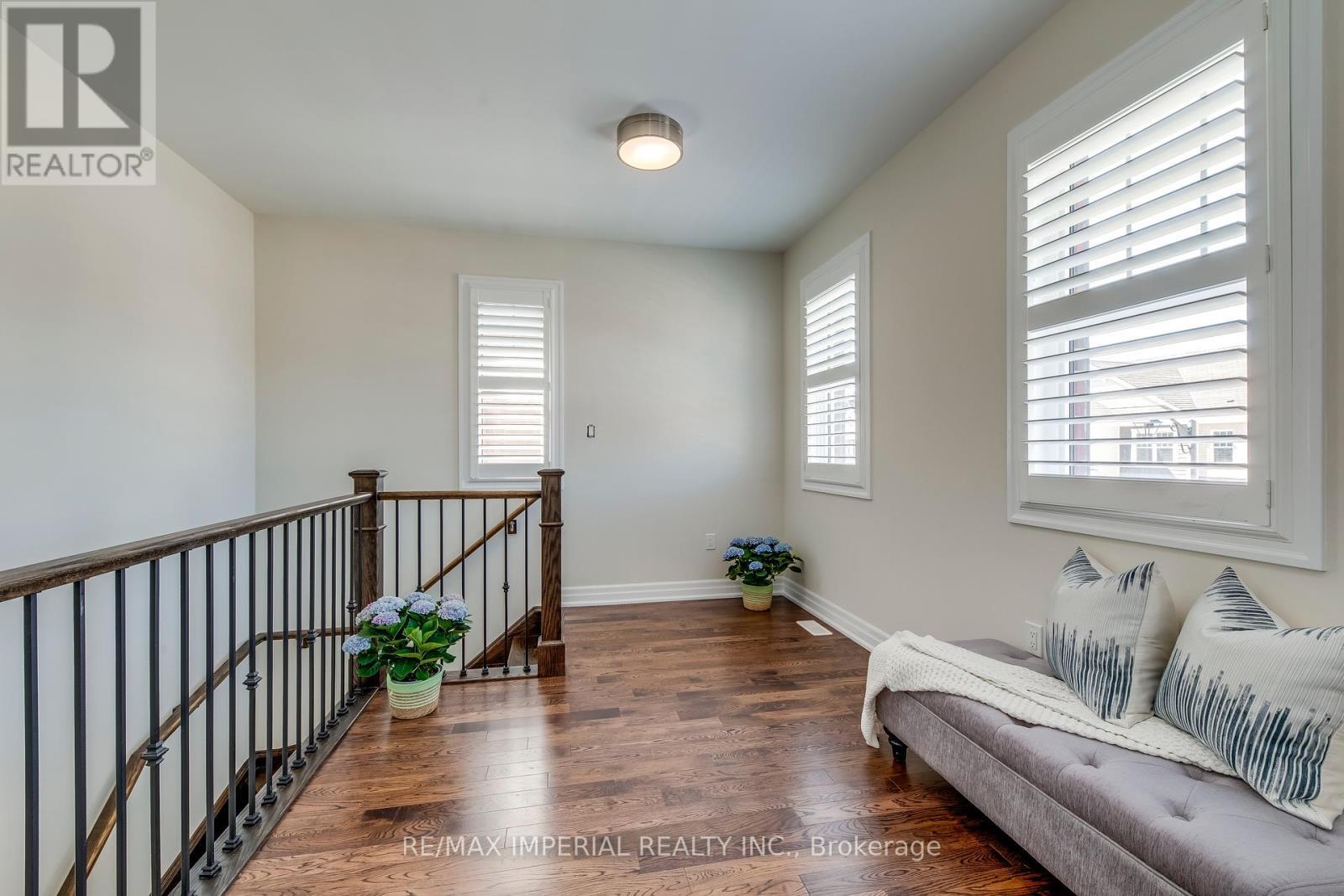 3263 Donald Mackay Street, Oakville, ON - Indoor Photo Showing Other Room