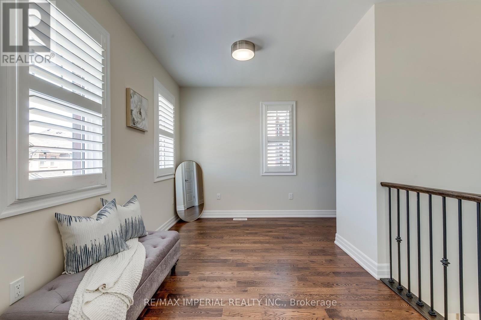 3263 Donald Mackay Street, Oakville, ON - Indoor Photo Showing Other Room