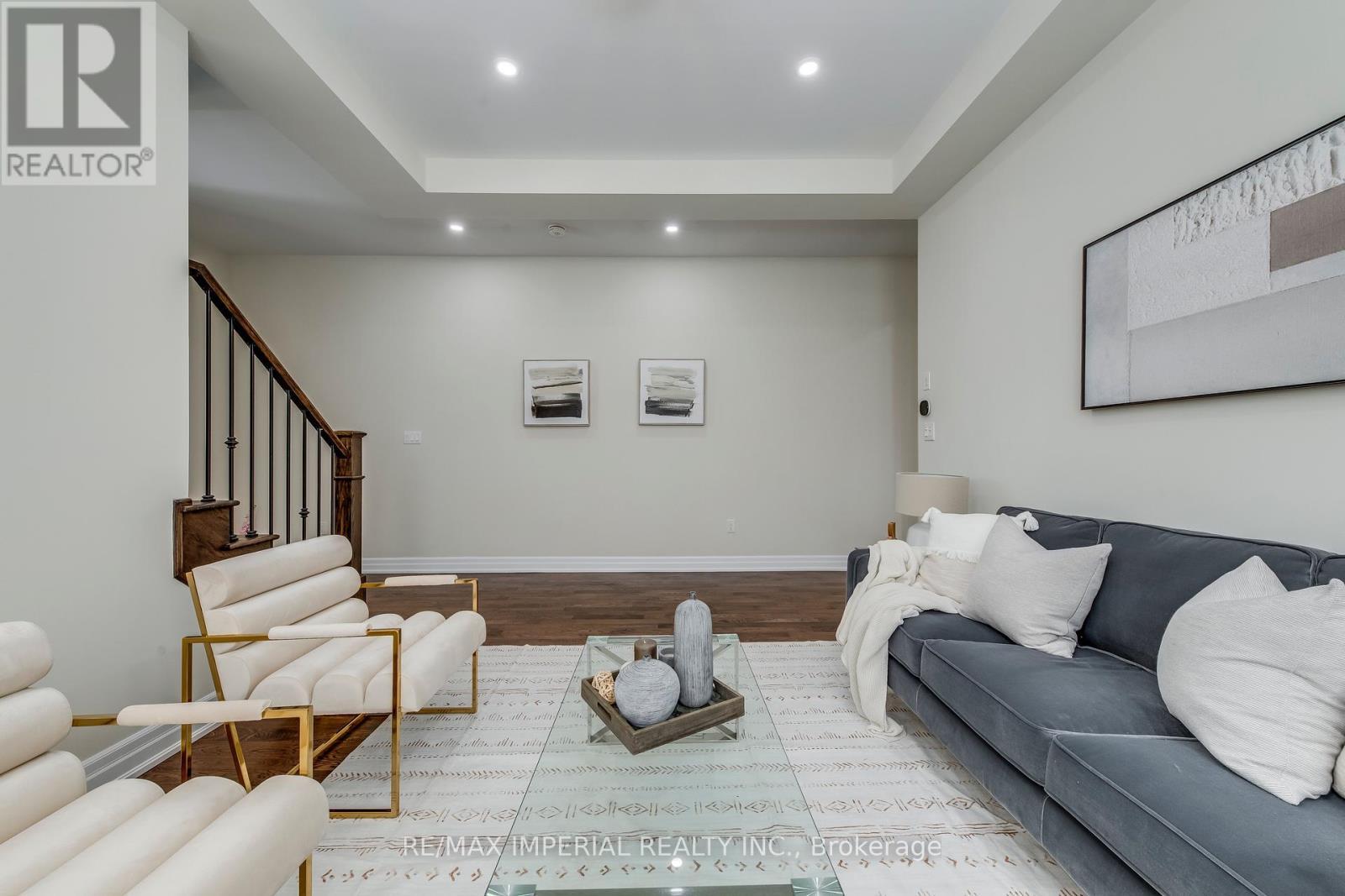 3263 Donald Mackay Street, Oakville, ON - Indoor Photo Showing Other Room