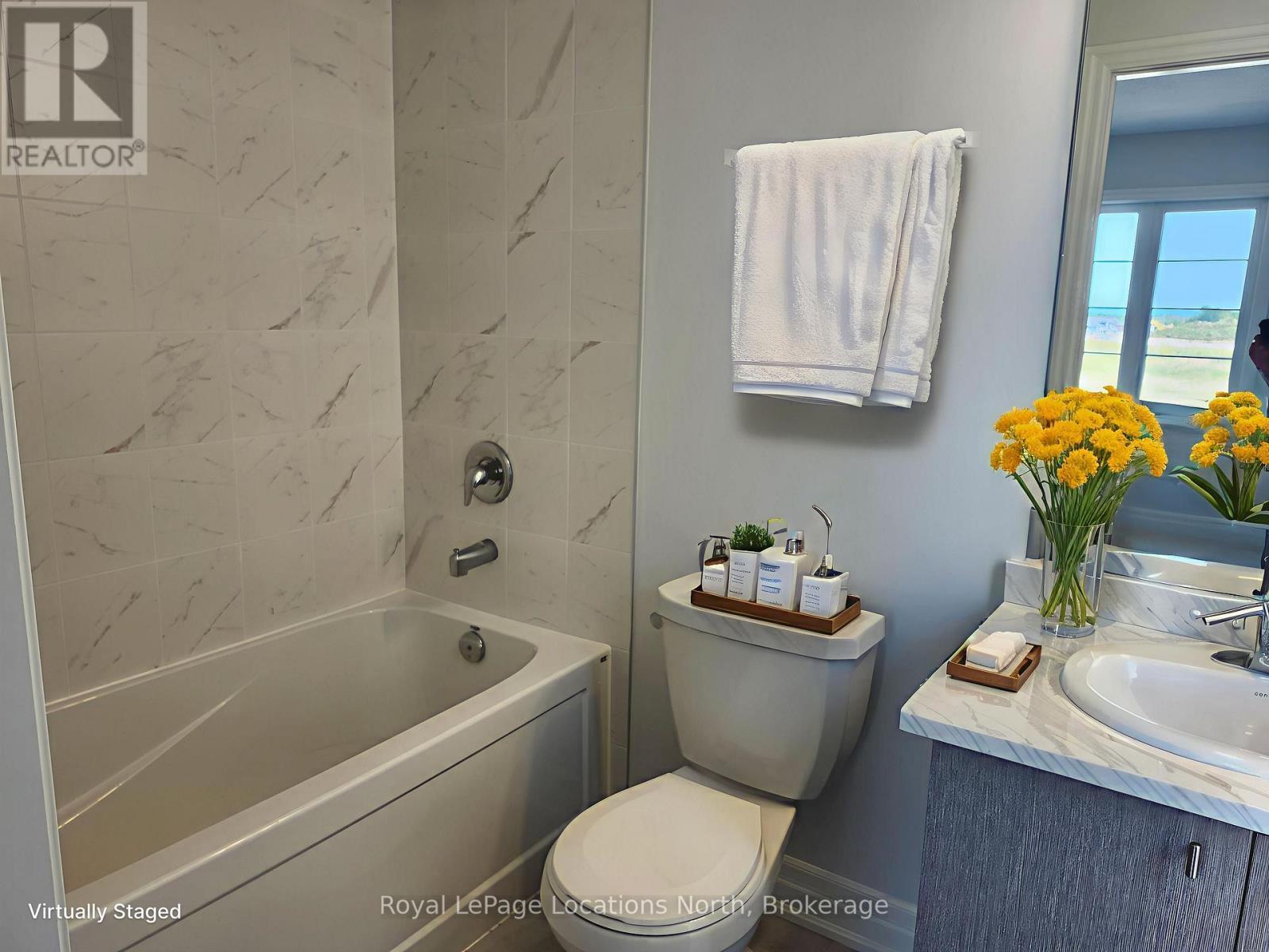 Private en-suite bathroom - 158 Union Boulevard, Wasaga Beach, ON - Indoor Photo Showing Bathroom