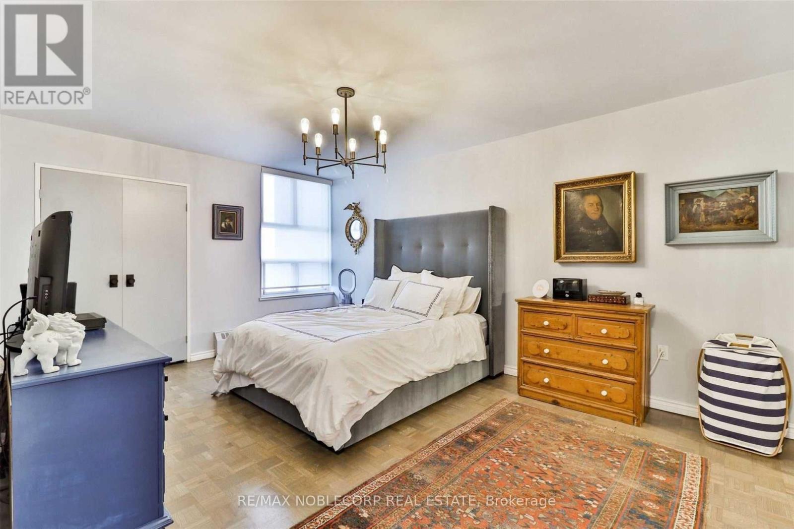 1201 - 360 Ridelle Avenue, Toronto, ON - Indoor Photo Showing Bedroom