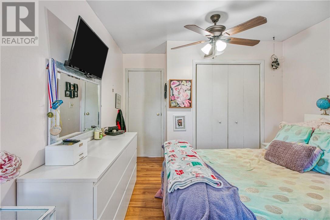 4742 Gabrielle Street, Hanmer, ON - Indoor Photo Showing Bedroom