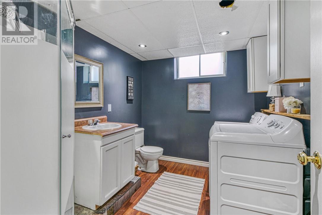 4742 Gabrielle Street, Hanmer, ON - Indoor Photo Showing Laundry Room