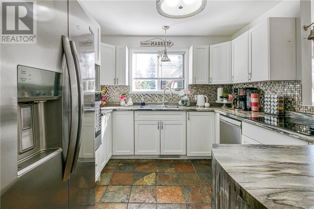 4742 Gabrielle Street, Hanmer, ON - Indoor Photo Showing Kitchen