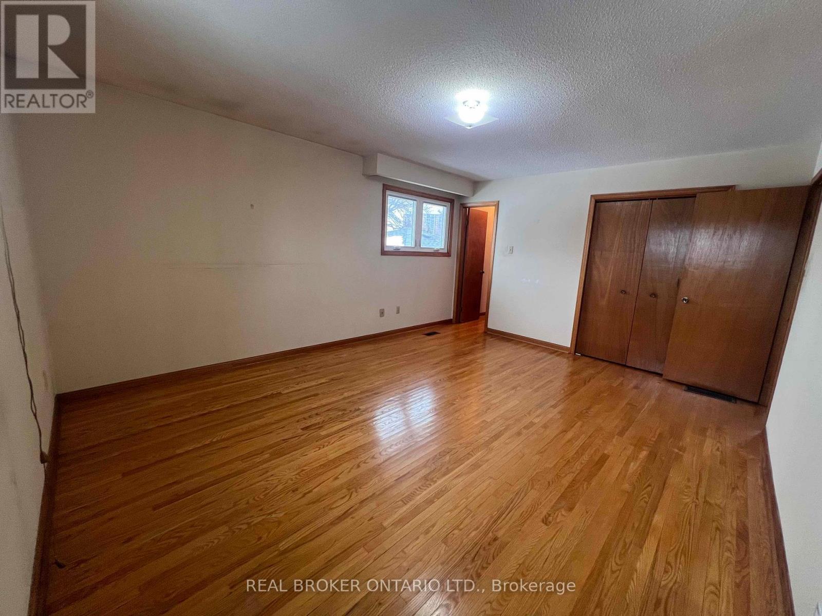 Primary Bedroom & Closet - 41 Cleethorpes Boulevard, Toronto, ON - Indoor Photo Showing Other Room
