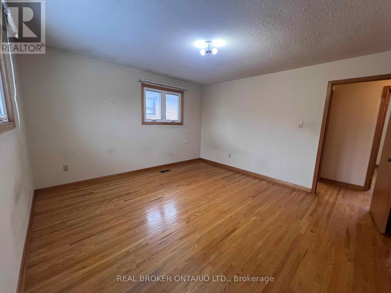 4th Bedroom - 41 Cleethorpes Boulevard, Toronto, ON - Indoor Photo Showing Other Room