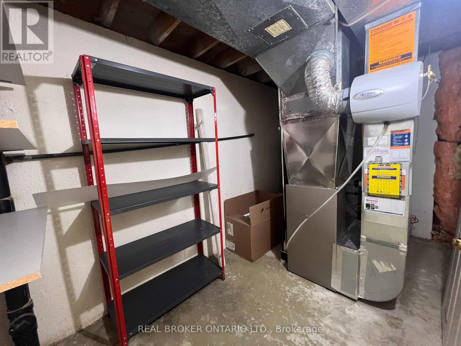 Furnace Room - 41 Cleethorpes Boulevard, Toronto, ON - Indoor Photo Showing Basement