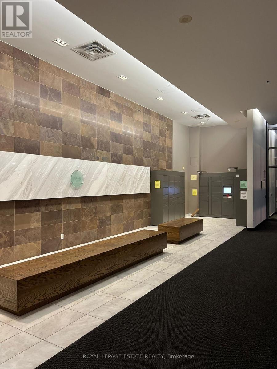 612 - 20 Joe Shuster Way, Toronto, ON - Indoor Photo Showing Other Room