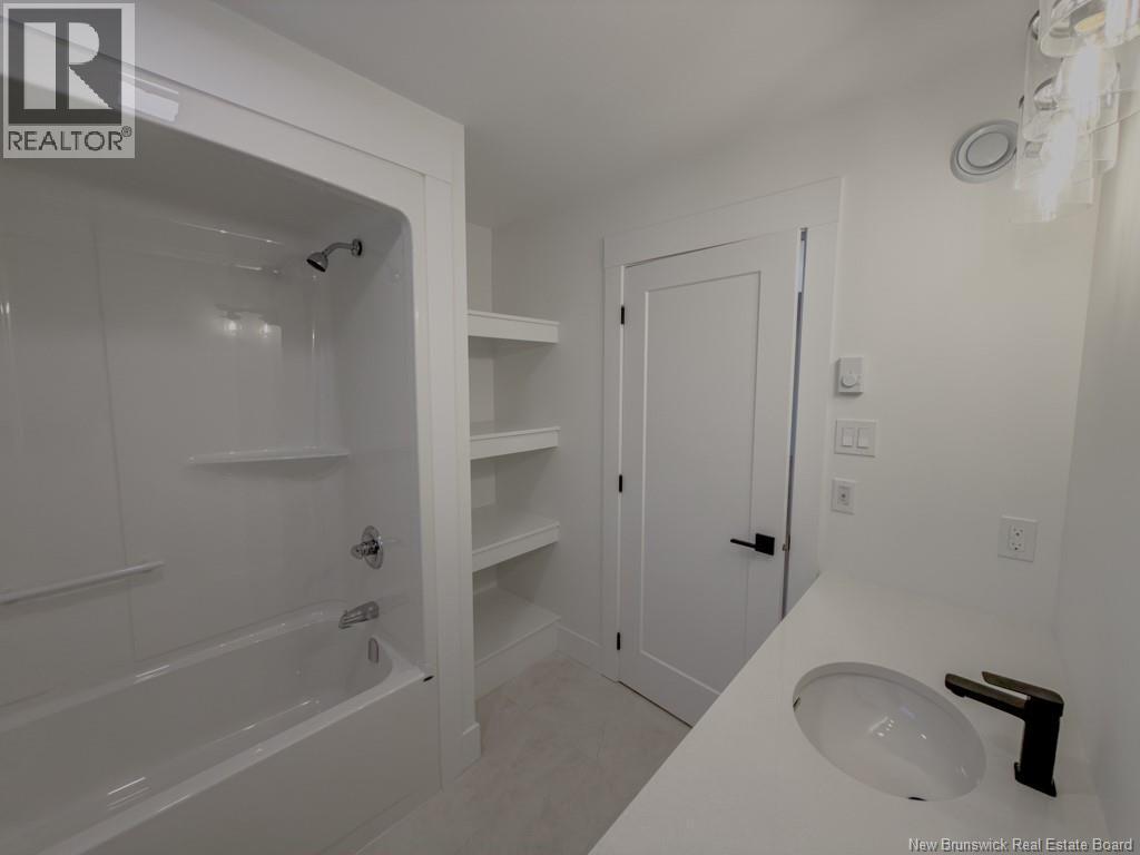 116 Squire Drive, Quispamsis, NB - Indoor Photo Showing Bathroom