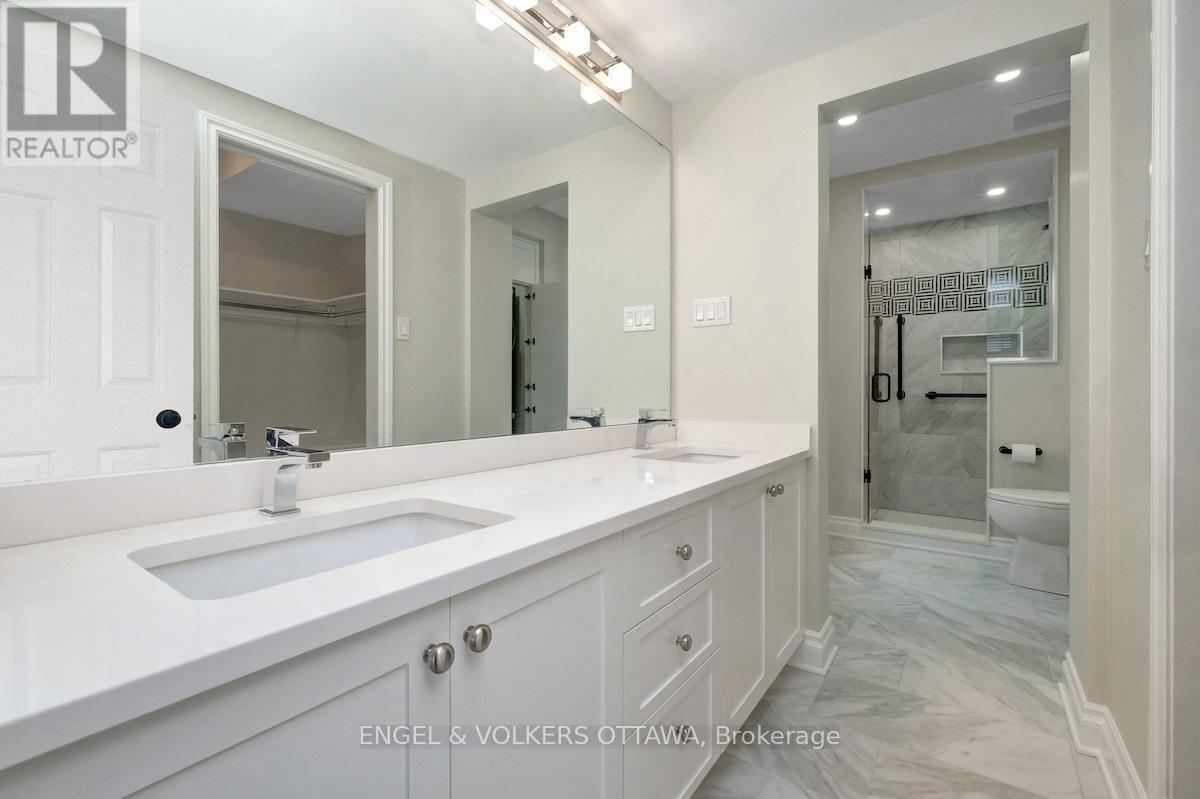 25 Bittern Court, Ottawa, ON - Indoor Photo Showing Bathroom