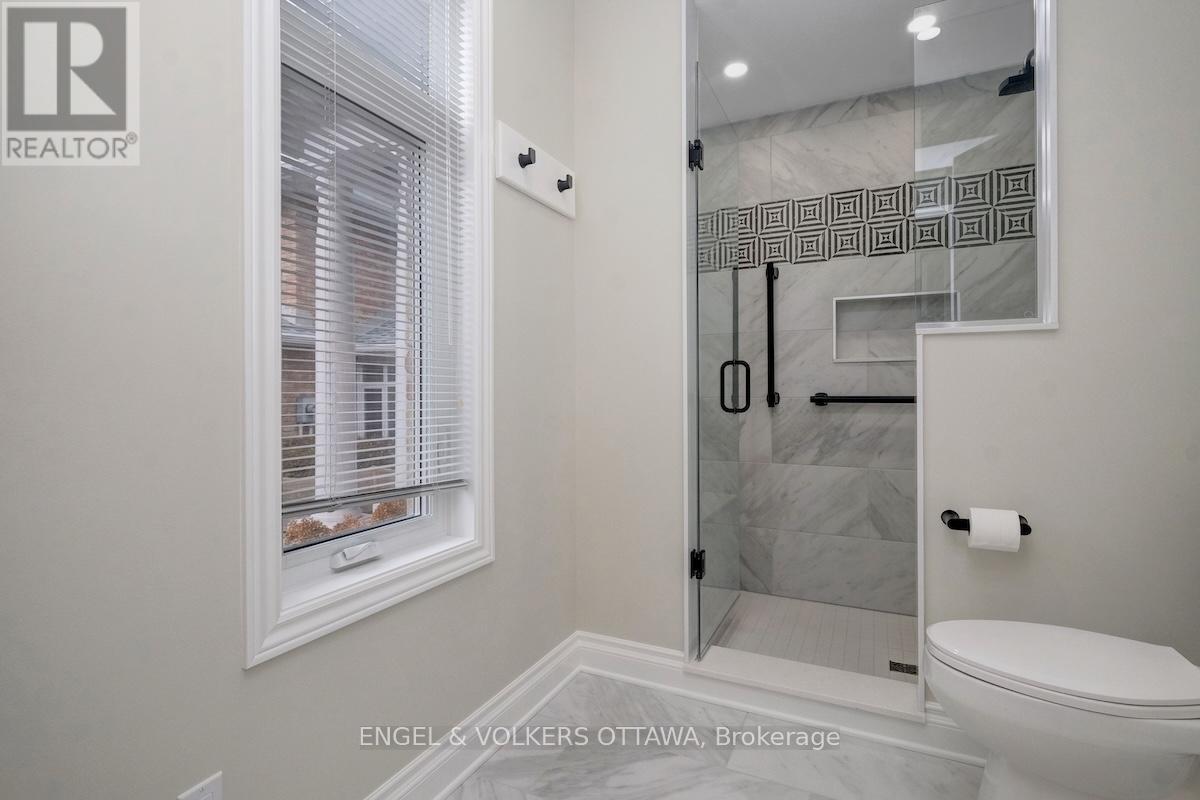 25 Bittern Court, Ottawa, ON - Indoor Photo Showing Bathroom