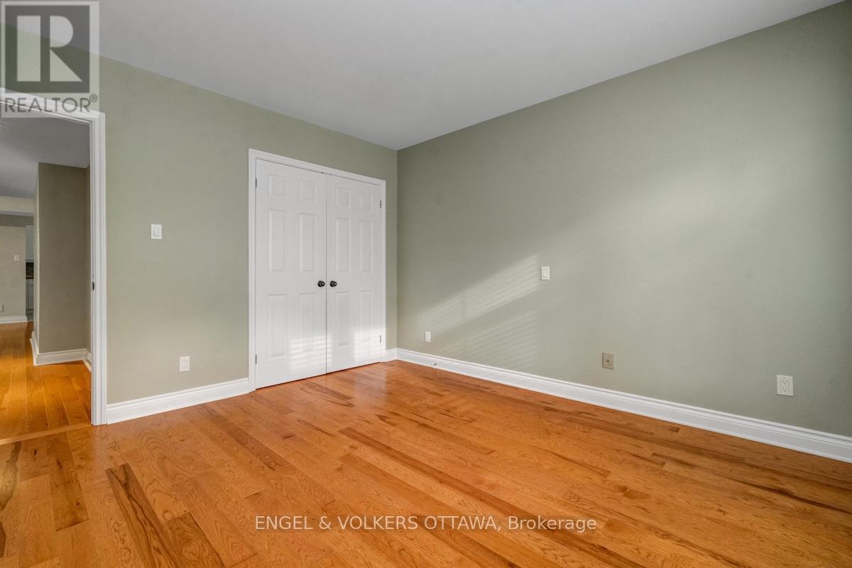 25 Bittern Court, Ottawa, ON - Indoor Photo Showing Other Room