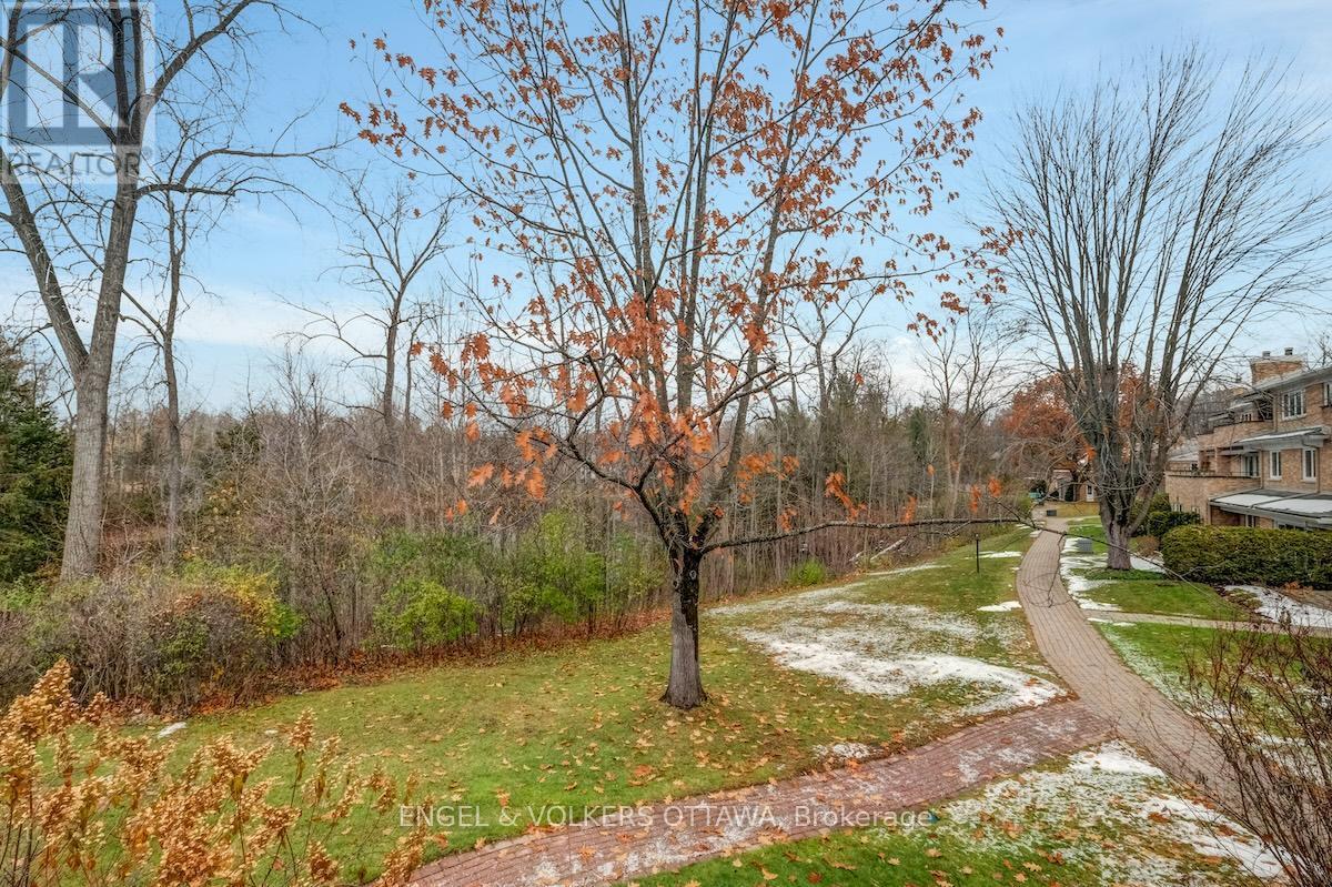 25 Bittern Court, Ottawa, ON - Outdoor