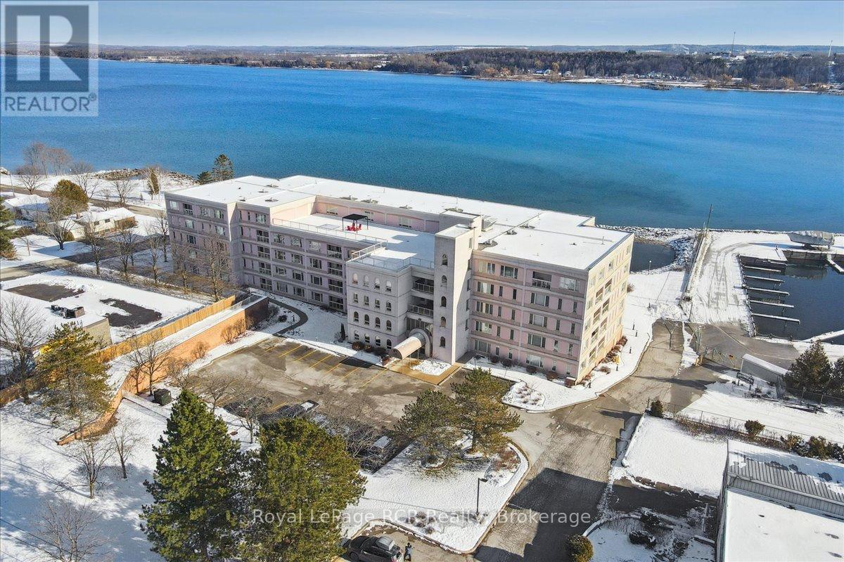 206 - 2555 3Rd Avenue W, Owen Sound, ON - Outdoor With Body Of Water With View