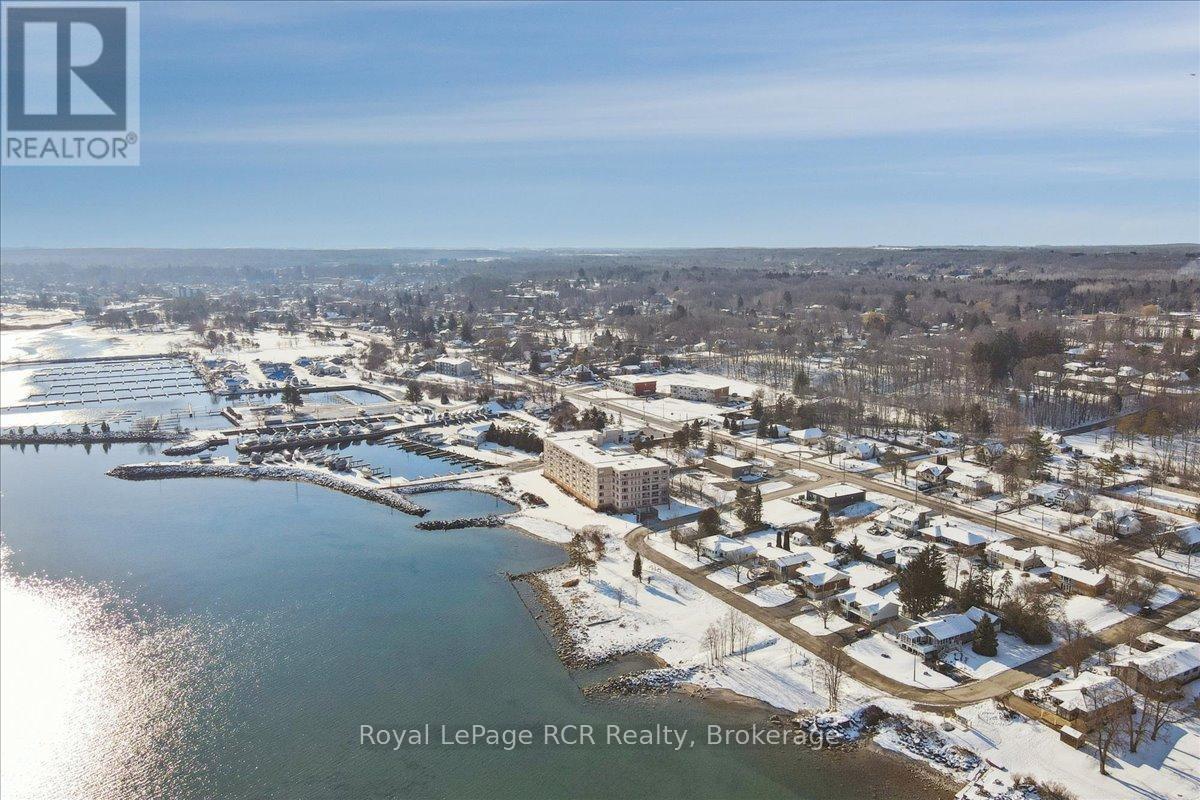 206 - 2555 3Rd Avenue W, Owen Sound, ON - Outdoor With Body Of Water With View