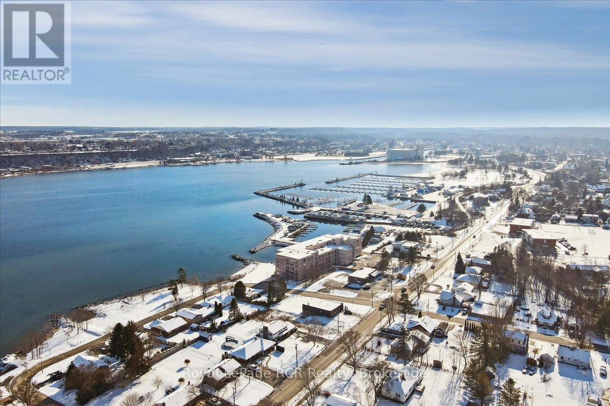 206 - 2555 3Rd Avenue W, Owen Sound, ON - Outdoor With Body Of Water With View