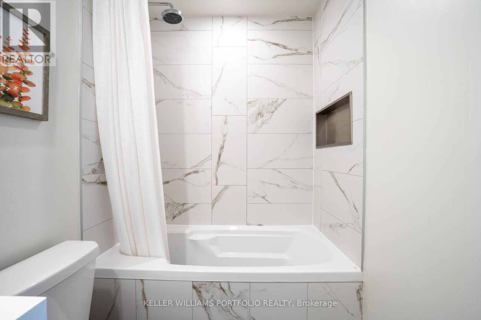 2810 - 20 Richardson Street, Toronto, ON - Indoor Photo Showing Bathroom
