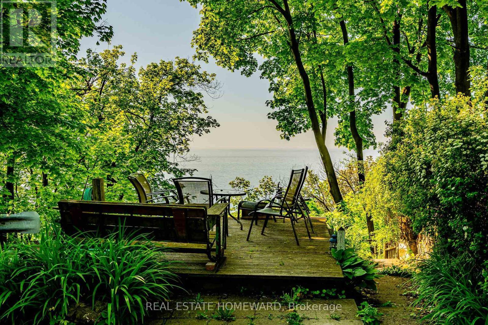 3025 Queen Street E, Toronto, ON - Outdoor With Body Of Water