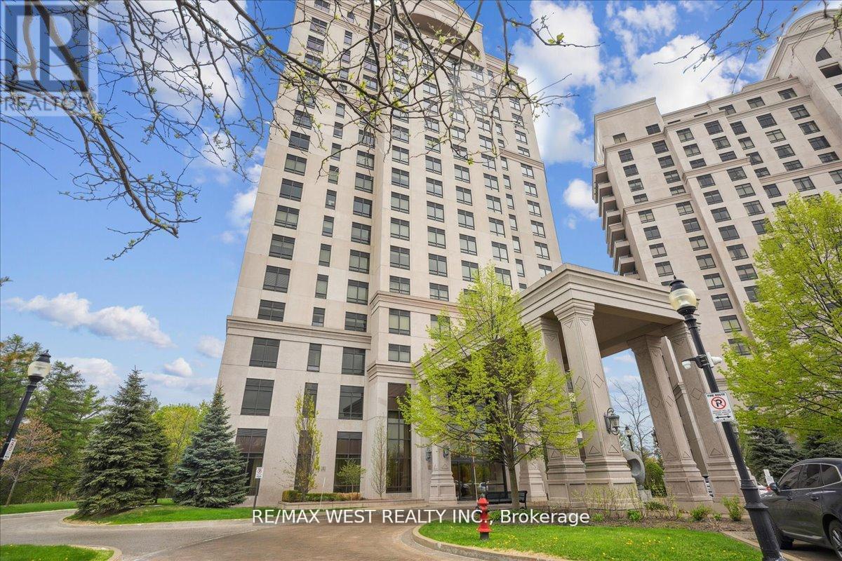 405 - 9255 Jane Street, Vaughan, ON - Outdoor With Facade