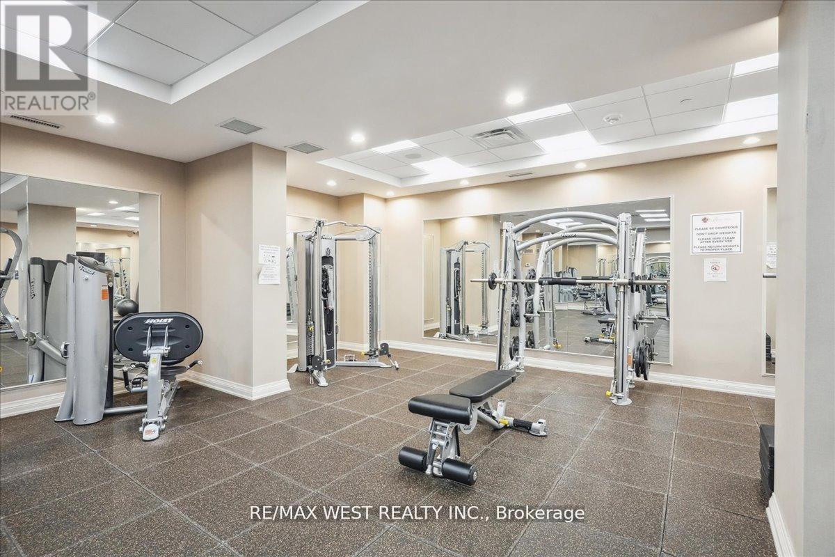 405 - 9255 Jane Street, Vaughan, ON - Indoor Photo Showing Gym Room
