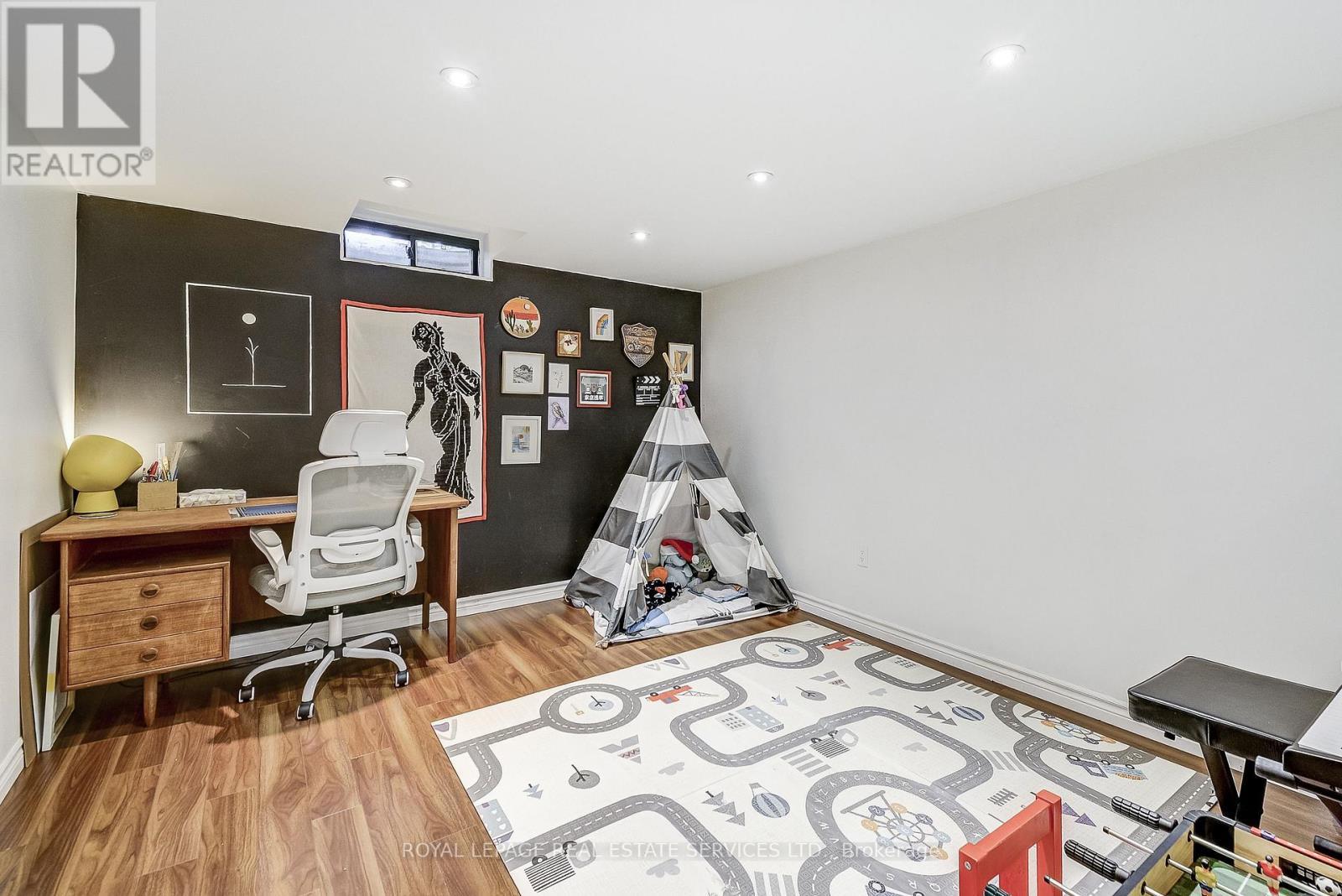 basement rec room - 2455 Springforest Drive, Oakville, ON - Indoor