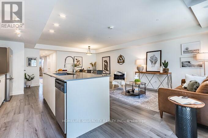 104 - 3058 Sixth Line, Oakville, ON - Indoor