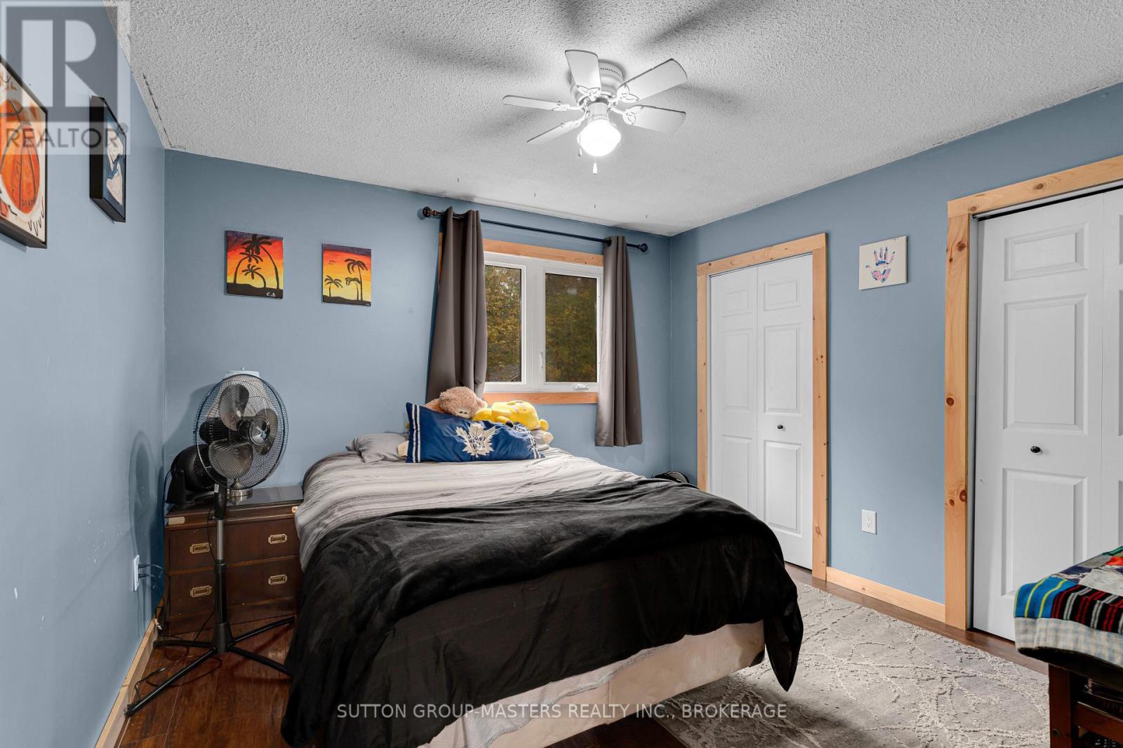2382 Sands Road, Frontenac (Frontenac South), ON - Indoor Photo Showing Bedroom
