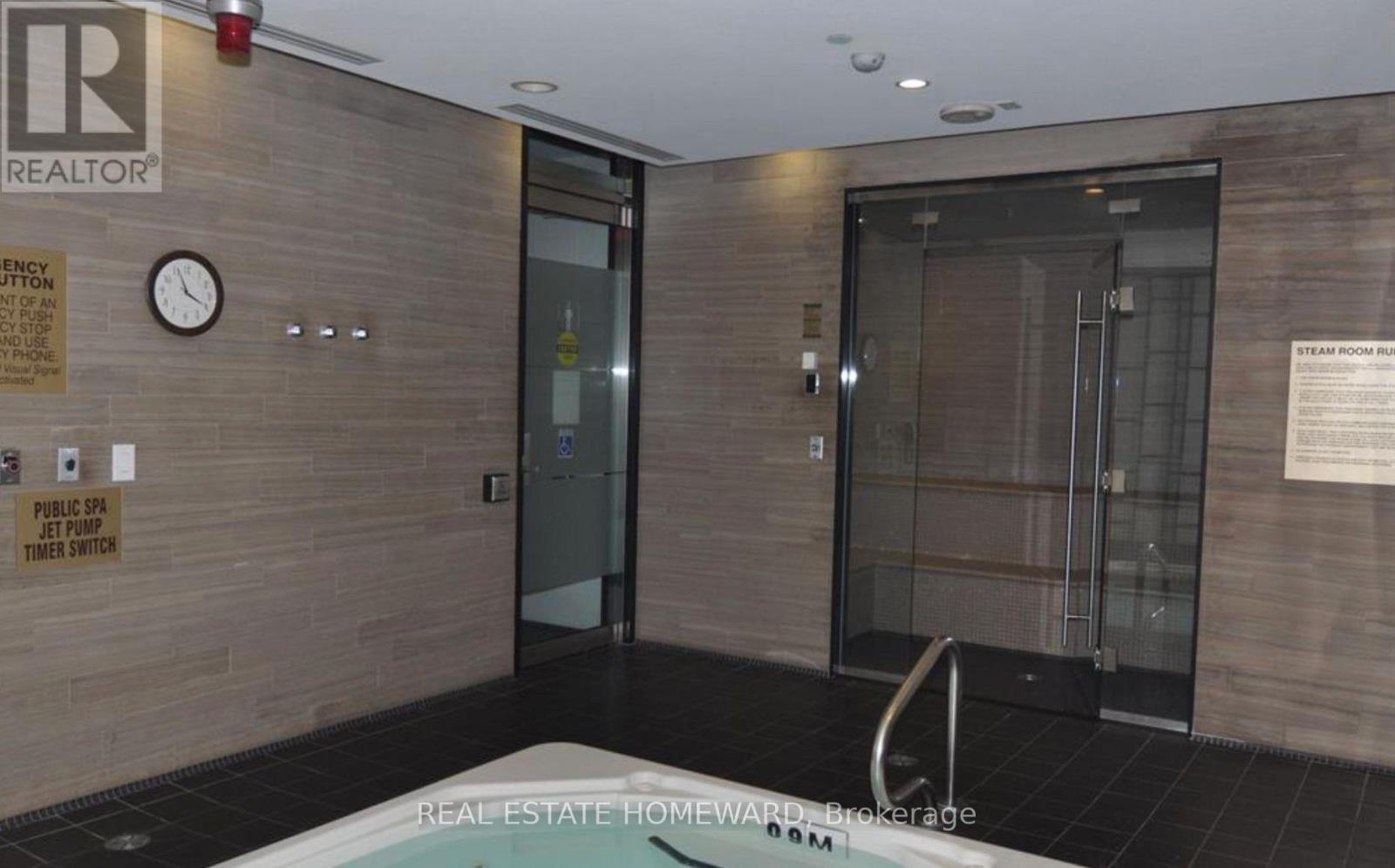 2509 - 2 Anndale Drive, Toronto, ON - Indoor Photo Showing Bathroom