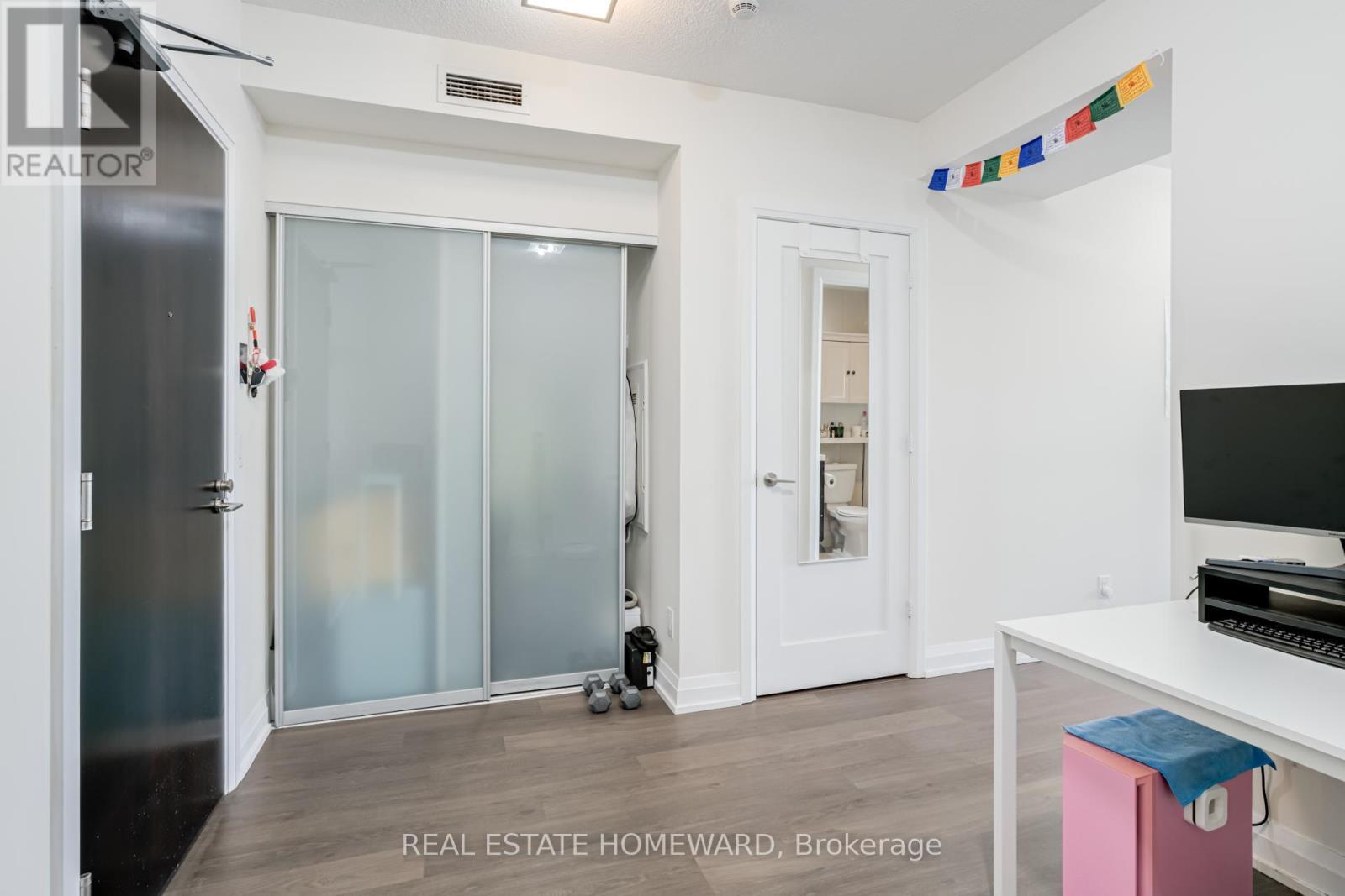 2509 - 2 Anndale Drive, Toronto, ON - Indoor Photo Showing Other Room