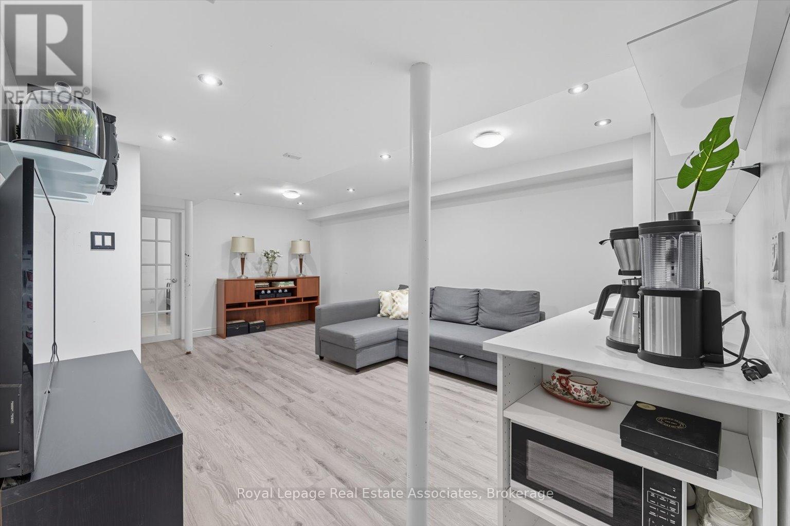 443 Stonetree Court, Mississauga, ON - Indoor