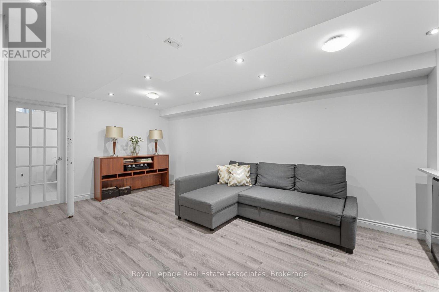 443 Stonetree Court, Mississauga, ON - Indoor