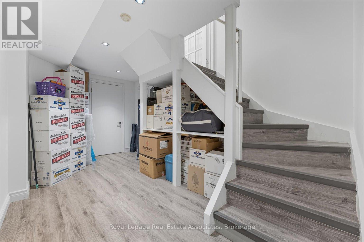 443 Stonetree Court, Mississauga, ON - Indoor Photo Showing Other Room