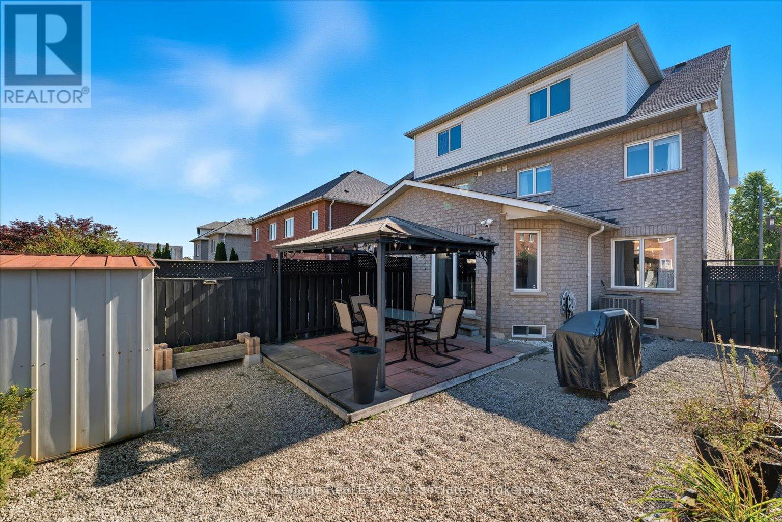 443 Stonetree Court, Mississauga, ON - Outdoor