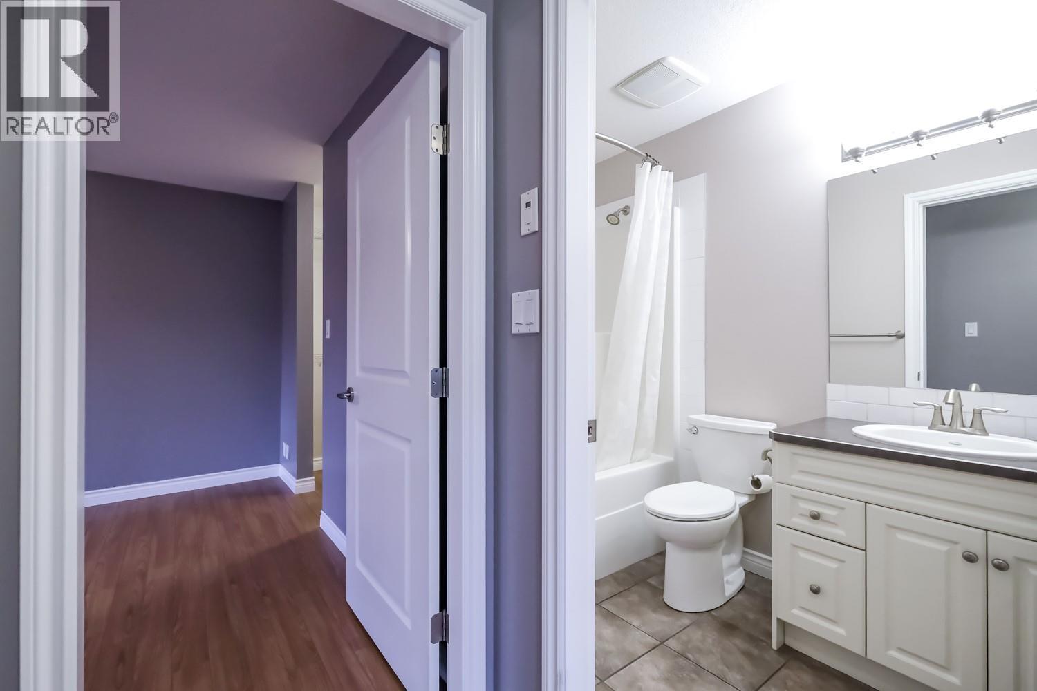 764 Government Street Unit# 101, Penticton, BC - Indoor Photo Showing Bathroom