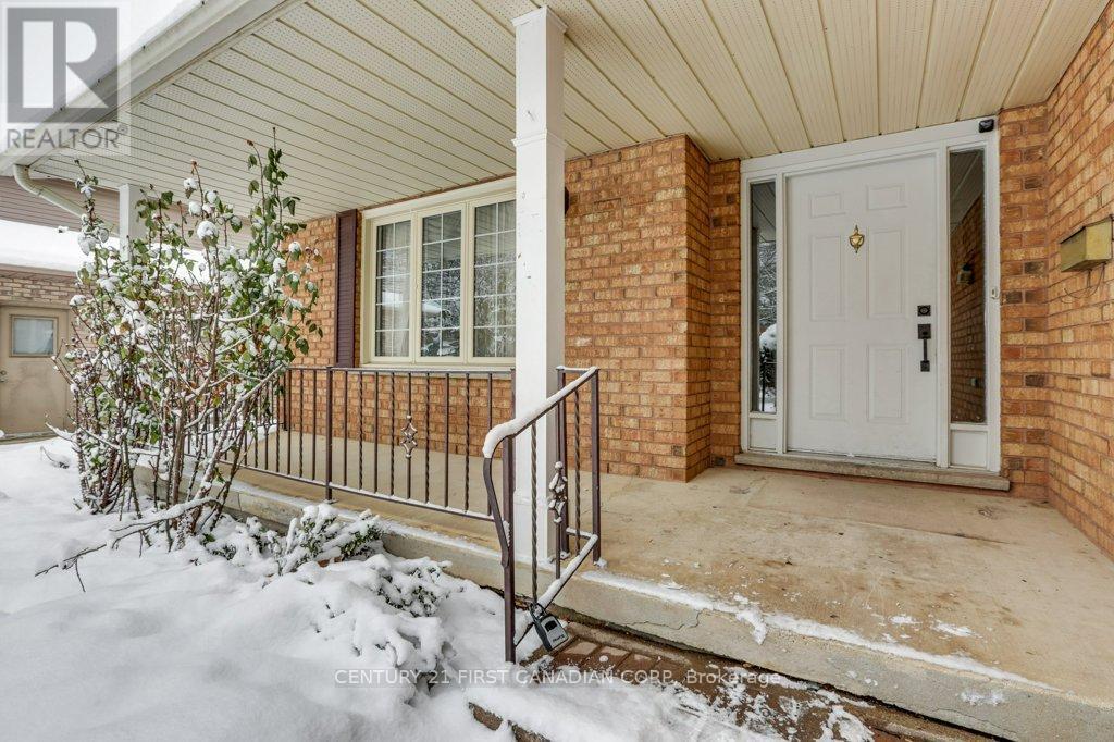 14 Donnybrook Road, London North (North B), ON - Outdoor With Exterior