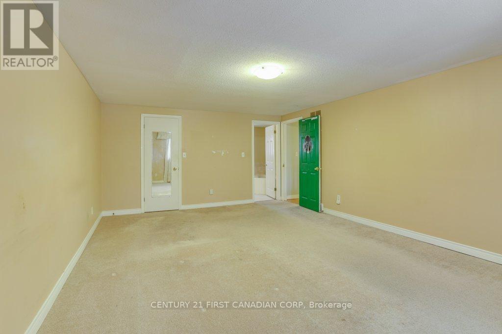 14 Donnybrook Road, London North (North B), ON - Indoor Photo Showing Other Room