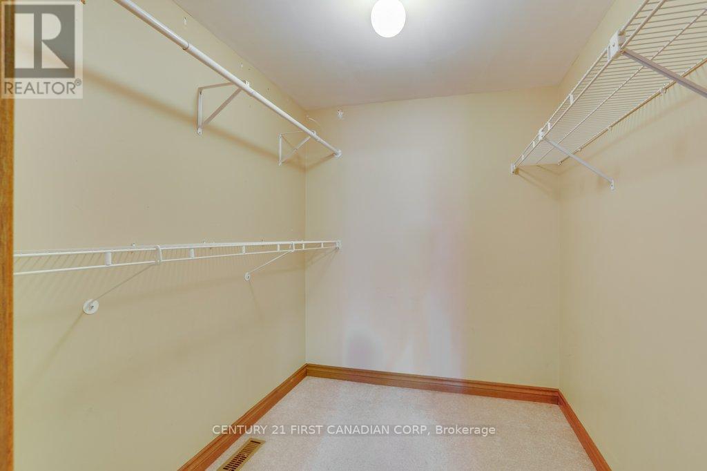 14 Donnybrook Road, London North (North B), ON - Indoor With Storage