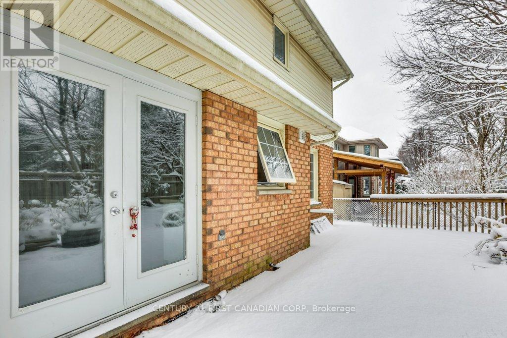 14 Donnybrook Road, London North (North B), ON - Outdoor With Exterior