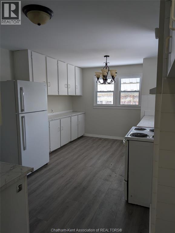 264 Delaware Avenue, Chatham, ON - Indoor