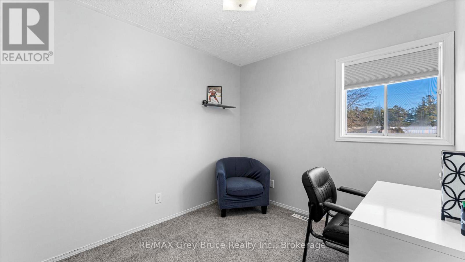 1666 3Rd Avenue W, Owen Sound, ON - Indoor Photo Showing Other Room