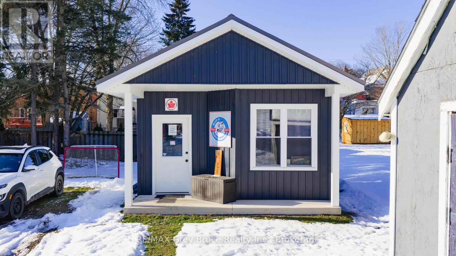 1666 3Rd Avenue W, Owen Sound, ON - Outdoor