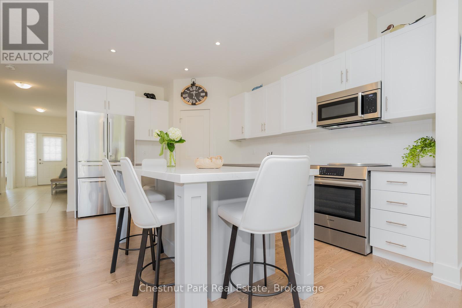 161 Hawthorn Crescent, Georgian Bluffs, ON - Indoor