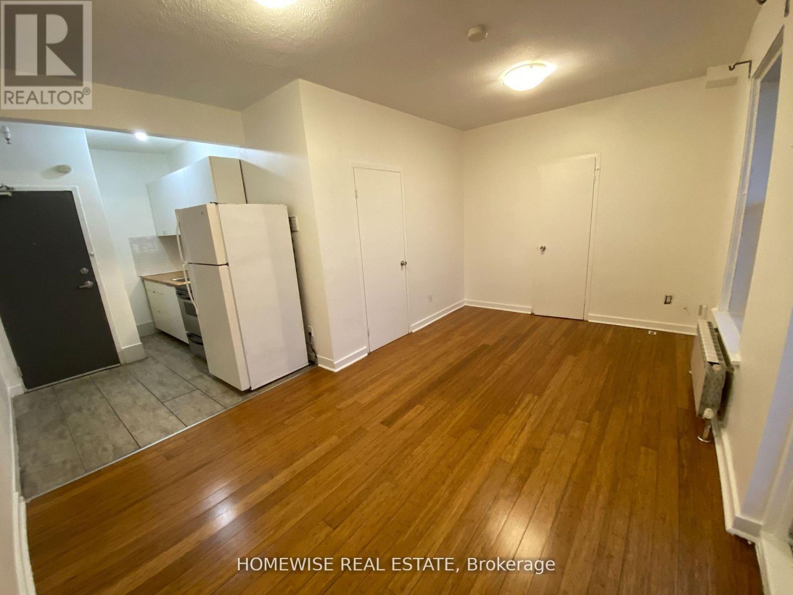 308 - 1 Triller Avenue, Toronto, ON - Indoor Photo Showing Other Room