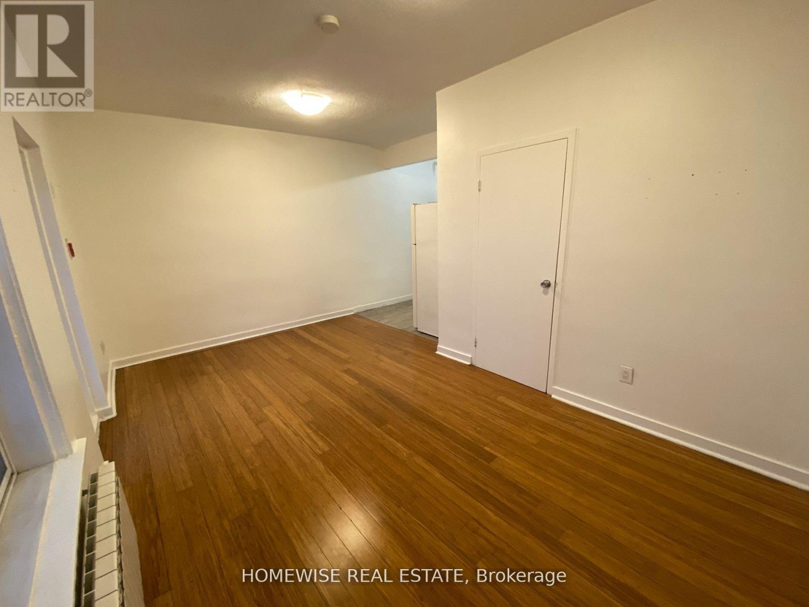 308 - 1 Triller Avenue, Toronto, ON - Indoor Photo Showing Other Room