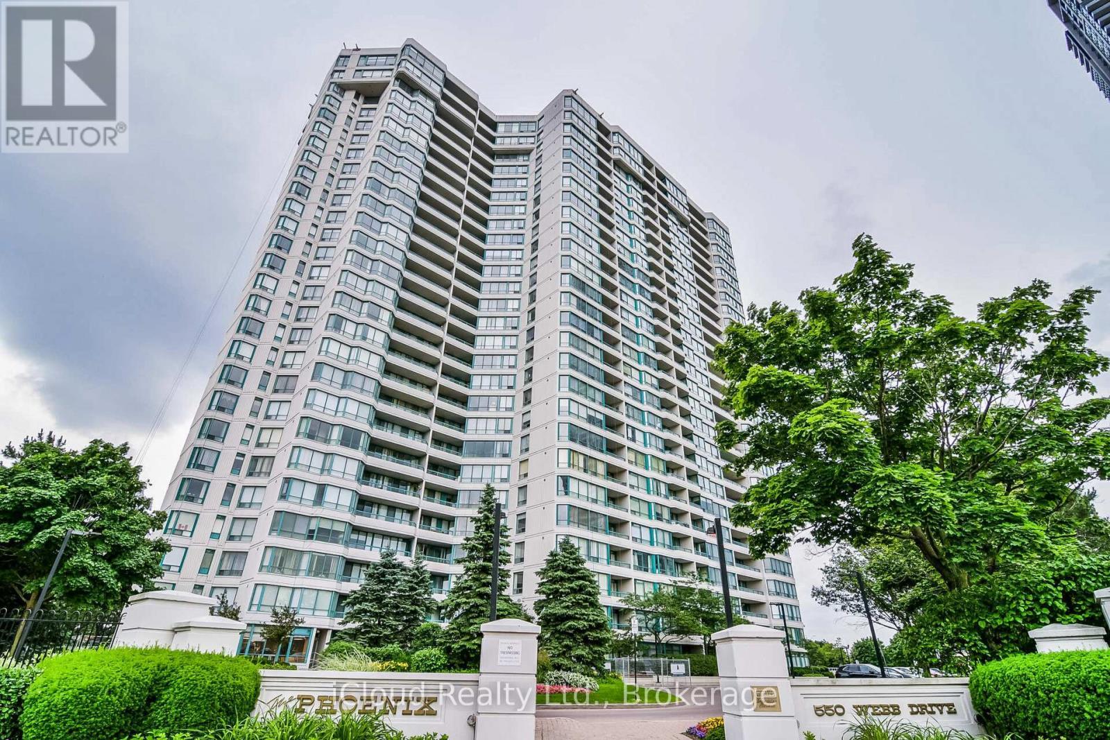 1511 - 550 Webb Drive, Mississauga, ON - Outdoor With Balcony With Facade