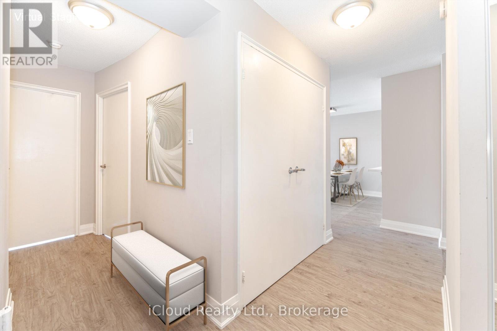 1511 - 550 Webb Drive, Mississauga, ON - Indoor Photo Showing Other Room