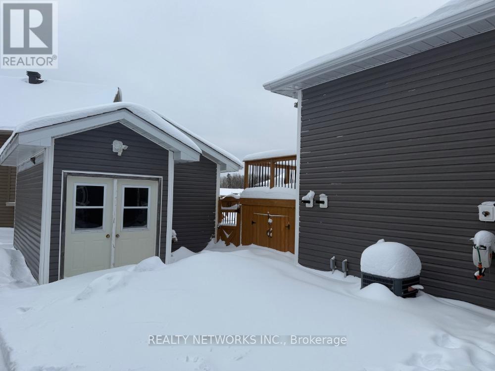 127 Jv Bonhomme Boulevard, Timmins (Tnw - Vic Heights), ON - Outdoor With Exterior