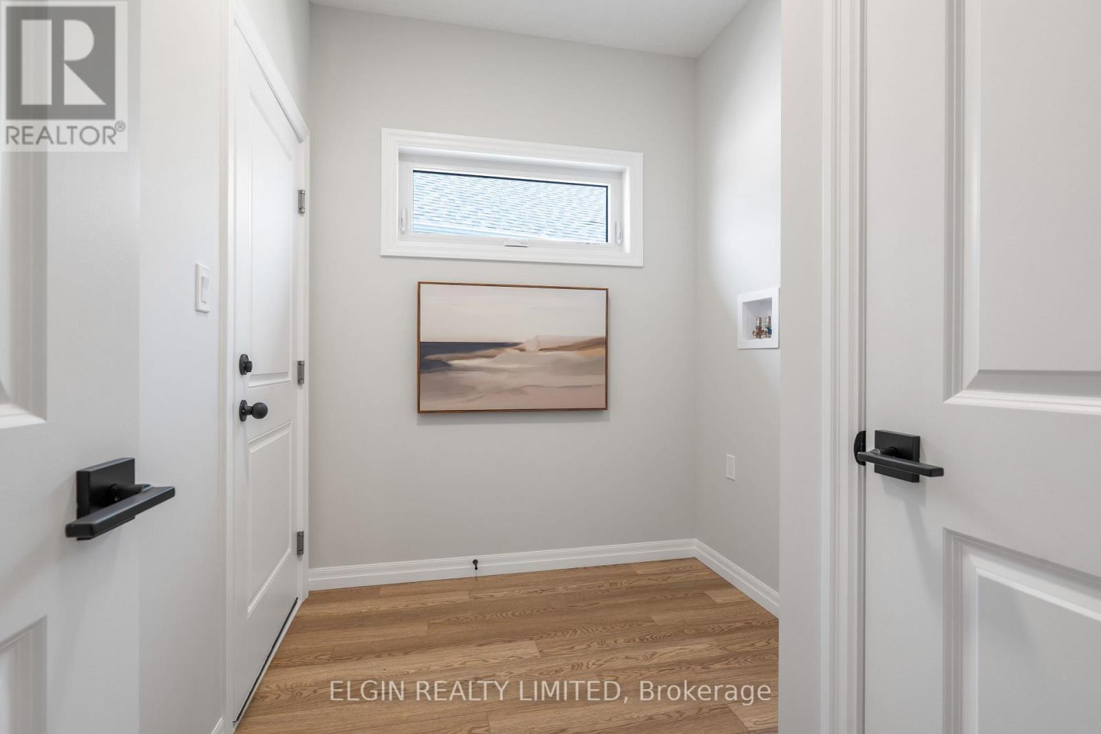 9 Dunning Way, St. Thomas, ON - Indoor Photo Showing Other Room