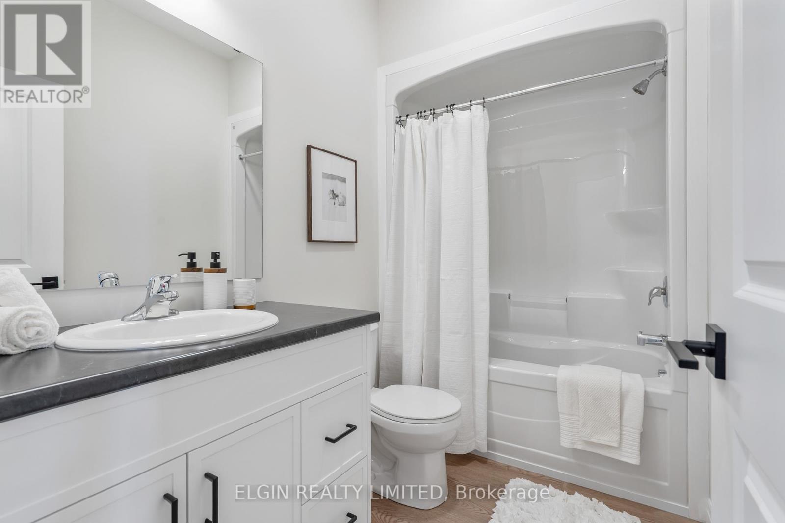 9 Dunning Way, St. Thomas, ON - Indoor Photo Showing Bathroom