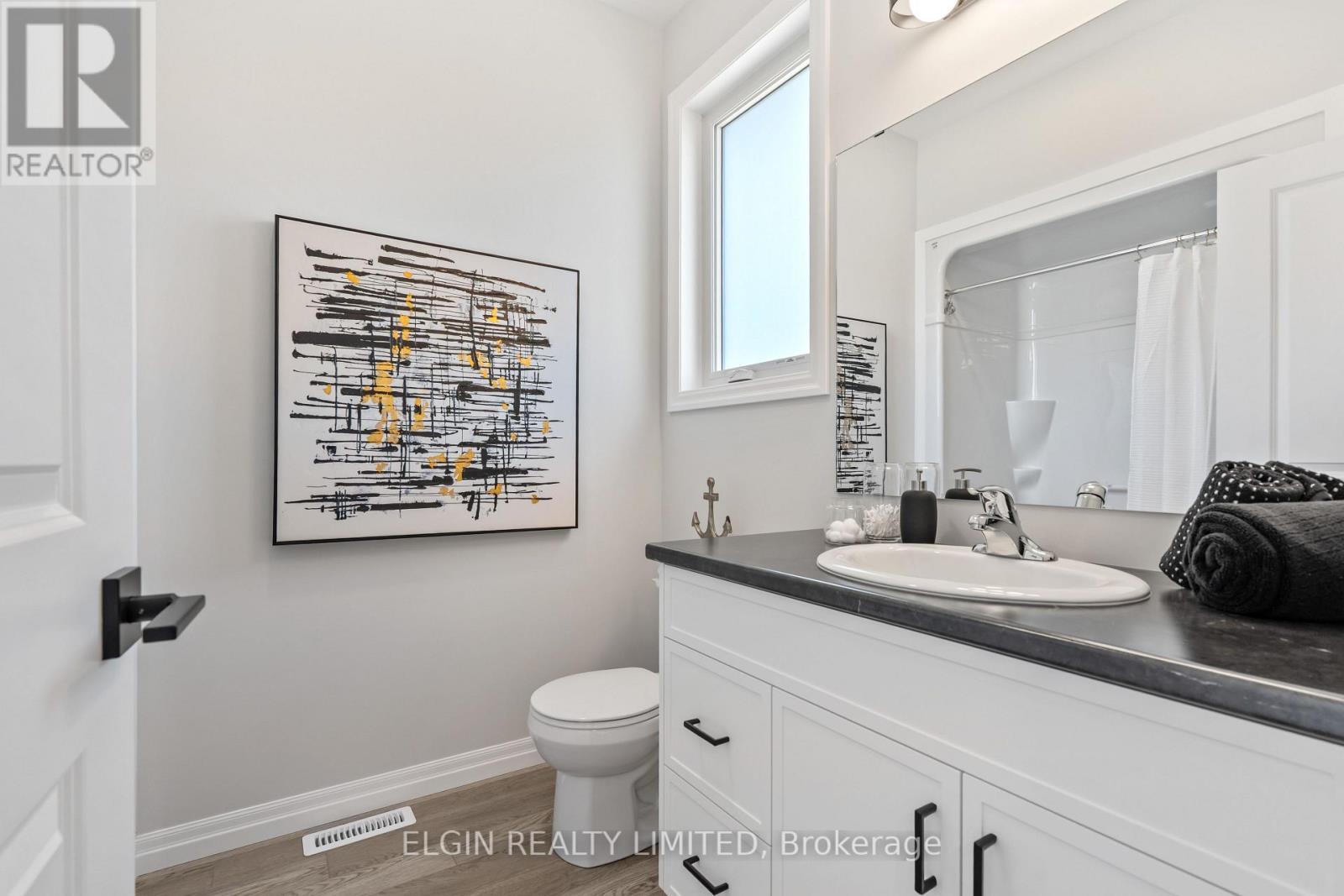 9 Dunning Way, St. Thomas, ON - Indoor Photo Showing Bathroom